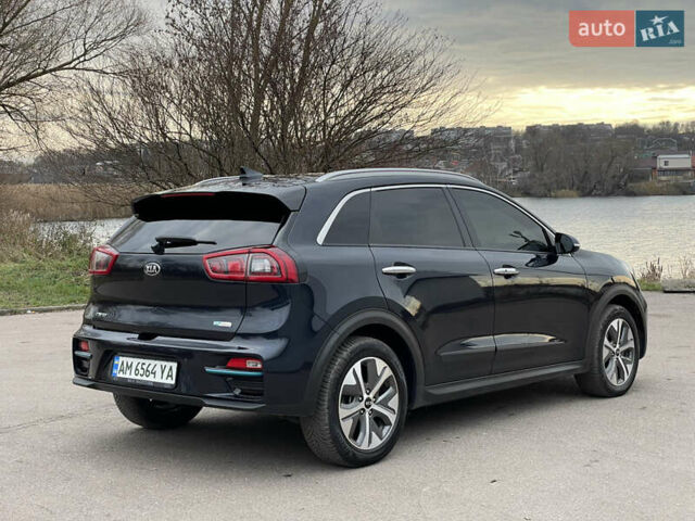 Синій Кіа Niro, об'ємом двигуна 0 л та пробігом 130 тис. км за 18455 $, фото 14 на Automoto.ua