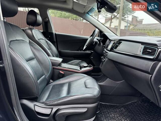 Синий Киа Niro, объемом двигателя 0 л и пробегом 172 тыс. км за 17150 $, фото 32 на Automoto.ua