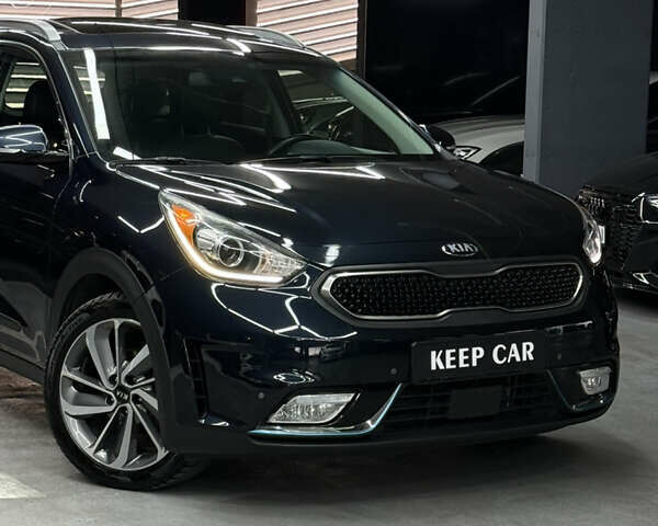 Синий Киа Niro, объемом двигателя 1.58 л и пробегом 67 тыс. км за 18500 $, фото 2 на Automoto.ua