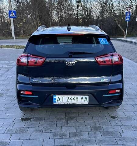 Синий Киа Niro, объемом двигателя 0 л и пробегом 182 тыс. км за 17500 $, фото 3 на Automoto.ua