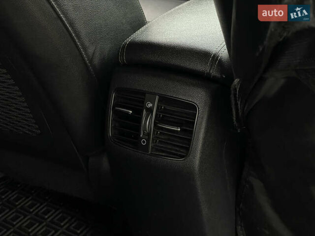 Синій Кіа Niro, об'ємом двигуна 0 л та пробігом 130 тис. км за 18455 $, фото 36 на Automoto.ua