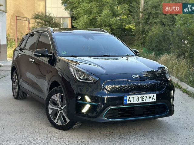 Синий Киа Niro, объемом двигателя 0 л и пробегом 155 тыс. км за 18650 $, фото 10 на Automoto.ua