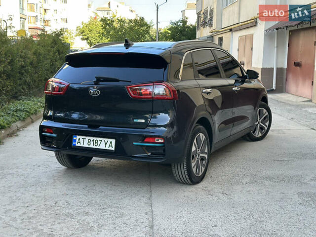 Киа Niro 2019 в Ивано-Франковске на Automoto.ua Синий Киа Niro, объемом двигателя 0 л и пробегом 155 тыс. км за 18650 $, фото 39 на Automoto.ua