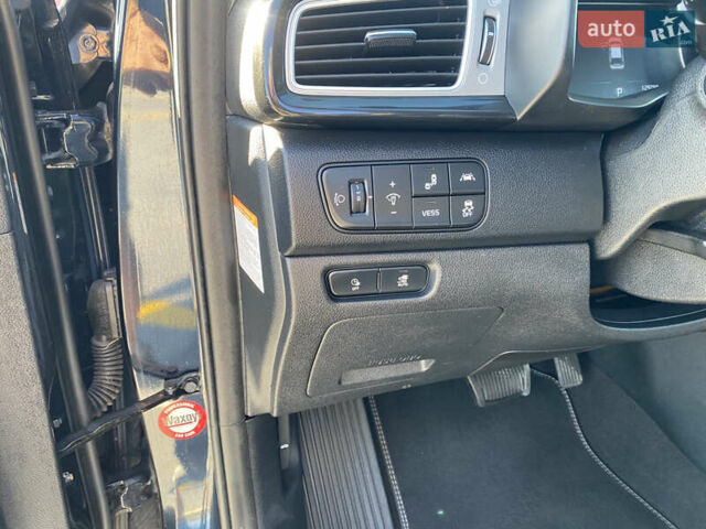 Синий Киа Niro, объемом двигателя 0 л и пробегом 129 тыс. км за 17999 $, фото 30 на Automoto.ua