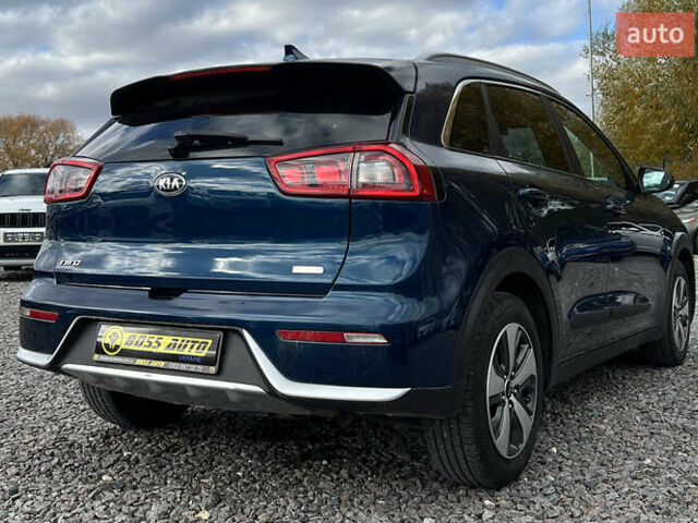 Синий Киа Niro, объемом двигателя 1.58 л и пробегом 91 тыс. км за 17650 $, фото 5 на Automoto.ua