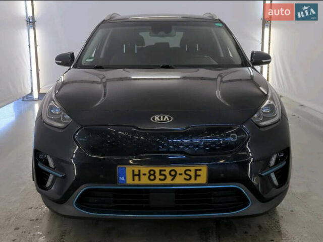 Синий Киа Niro, объемом двигателя 0 л и пробегом 155 тыс. км за 18650 $, фото 129 на Automoto.ua