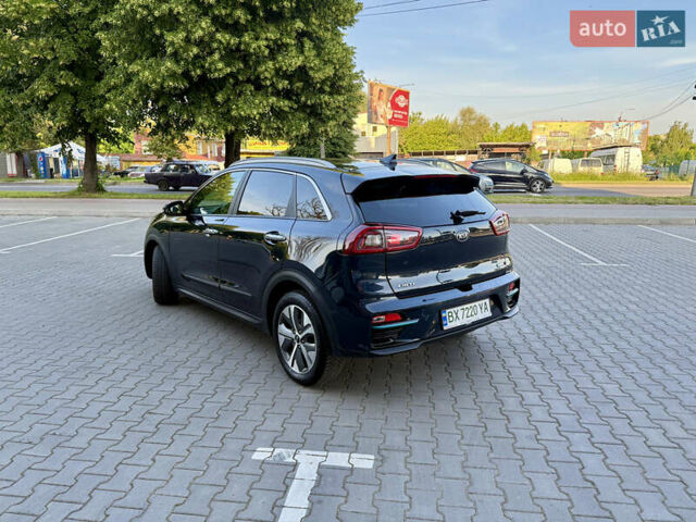 Киа Niro 2019 в Ровно на Automoto.ua Синий Киа Niro, объемом двигателя 0 л и пробегом 187 тыс. км за 17600 $, фото 3 на Automoto.ua