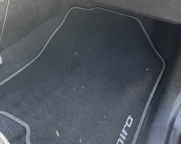 Синий Киа Niro, объемом двигателя 0 л и пробегом 64 тыс. км за 20550 $, фото 38 на Automoto.ua