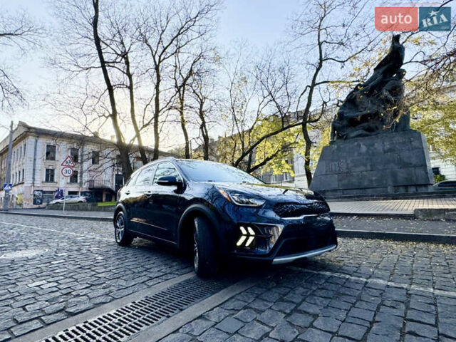 Синий Киа Niro, объемом двигателя 1.58 л и пробегом 52 тыс. км за 22000 $, фото 3 на Automoto.ua