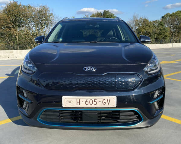 Синий Киа Niro, объемом двигателя 0 л и пробегом 129 тыс. км за 17999 $, фото 1 на Automoto.ua