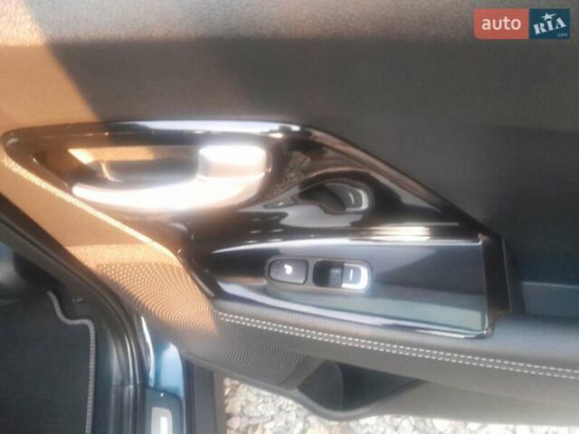 Синий Киа Niro, объемом двигателя 0 л и пробегом 128 тыс. км за 17800 $, фото 72 на Automoto.ua