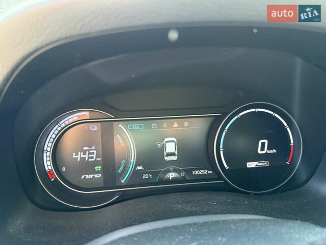 Синій Кіа Niro, об'ємом двигуна 0 л та пробігом 100 тис. км за 19300 $, фото 11 на Automoto.ua