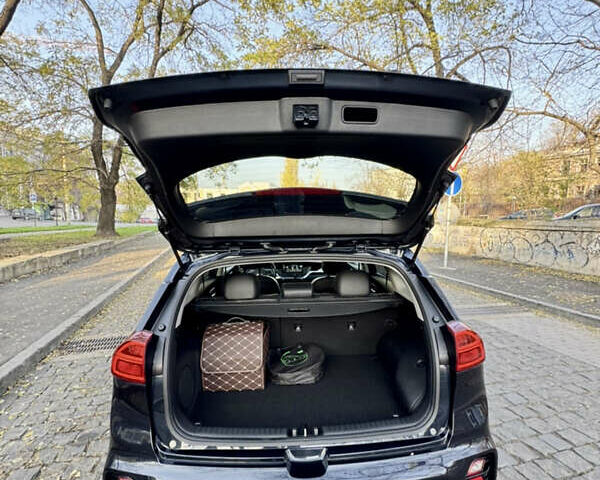 Синий Киа Niro, объемом двигателя 1.58 л и пробегом 52 тыс. км за 22000 $, фото 11 на Automoto.ua