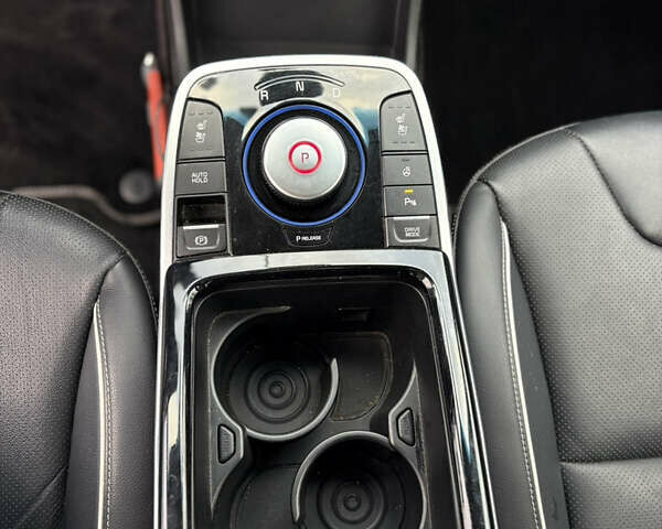 Киа Niro 2019 в Коломые на Automoto.ua Синий Киа Niro, объемом двигателя 0 л и пробегом 127 тыс. км за 16999 $, фото 20 на Automoto.ua