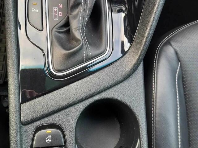 Синий Киа Niro, объемом двигателя 1.6 л и пробегом 78 тыс. км за 10499 $, фото 12 на Automoto.ua