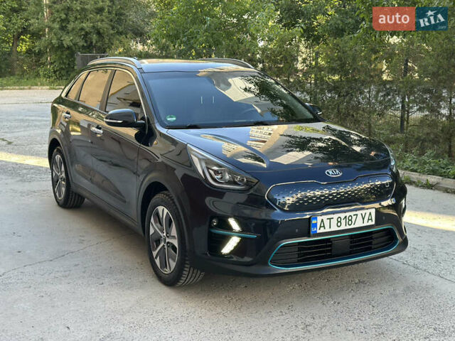 Киа Niro 2019 в Ивано-Франковске на Automoto.ua Синий Киа Niro, объемом двигателя 0 л и пробегом 155 тыс. км за 18650 $, фото 122 на Automoto.ua