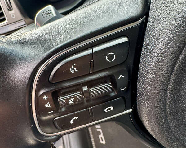 Синий Киа Niro, объемом двигателя 0 л и пробегом 88 тыс. км за 17777 $, фото 40 на Automoto.ua