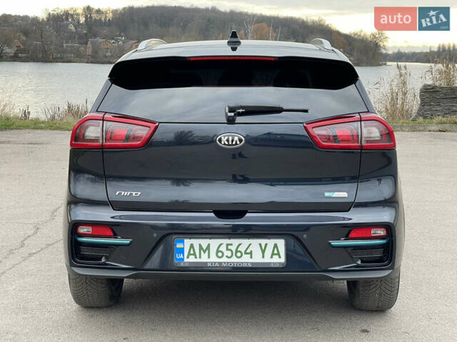 Синій Кіа Niro, об'ємом двигуна 0 л та пробігом 130 тис. км за 18455 $, фото 18 на Automoto.ua