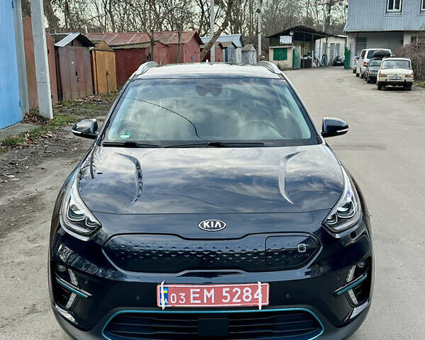 Синий Киа Niro, объемом двигателя 0 л и пробегом 82 тыс. км за 17500 $, фото 1 на Automoto.ua