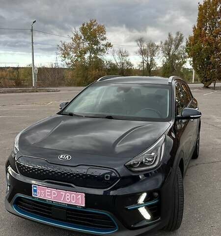 Киа Niro 2019 в Харькове на Automoto.ua Синий Киа Niro, объемом двигателя 0 л и пробегом 132 тыс. км за 18400 $, фото 1 на Automoto.ua