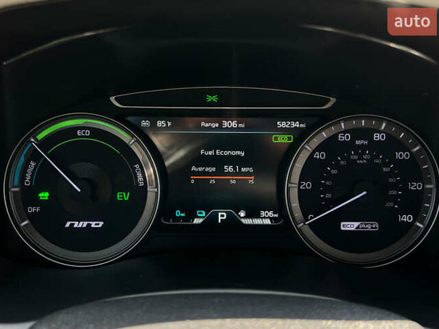 Синій Кіа Niro, об'ємом двигуна 1.6 л та пробігом 92 тис. км за 19700 $, фото 17 на Automoto.ua