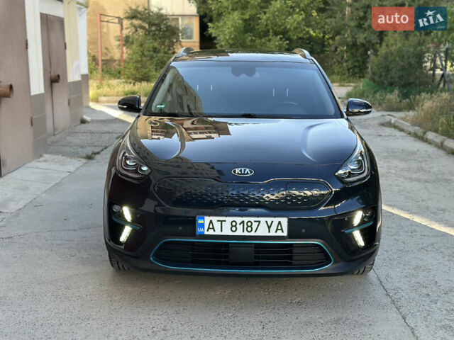Синий Киа Niro, объемом двигателя 0 л и пробегом 155 тыс. км за 18650 $, фото 3 на Automoto.ua