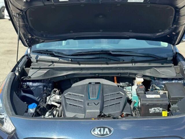 Синий Киа Niro, объемом двигателя 0 л и пробегом 40 тыс. км за 8800 $, фото 14 на Automoto.ua