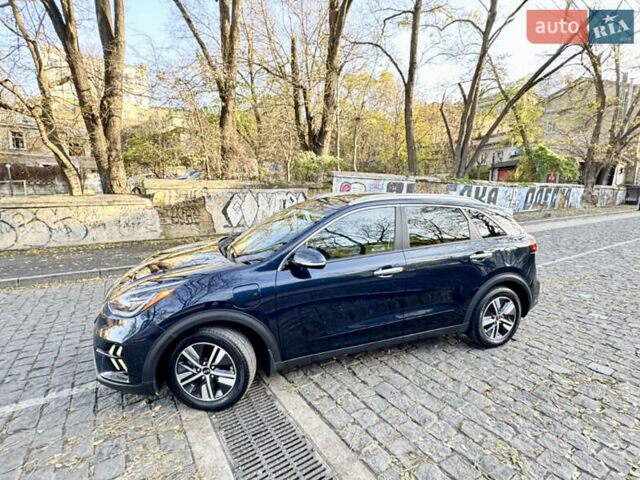 Синий Киа Niro, объемом двигателя 1.58 л и пробегом 52 тыс. км за 22000 $, фото 5 на Automoto.ua