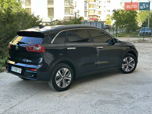 Киа Niro 2019 в Ивано-Франковске на Automoto.ua Синий Киа Niro, объемом двигателя 0 л и пробегом 155 тыс. км за 18650 $, фото 37 на Automoto.ua