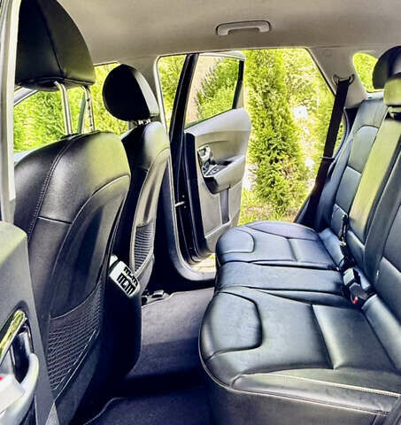 Синій Кіа Niro, об'ємом двигуна 0 л та пробігом 145 тис. км за 16999 $, фото 28 на Automoto.ua