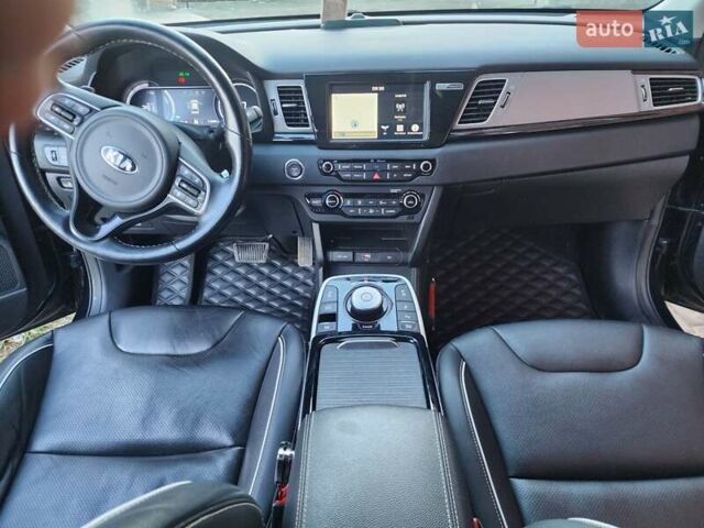 Синий Киа Niro, объемом двигателя 0 л и пробегом 119 тыс. км за 18300 $, фото 17 на Automoto.ua