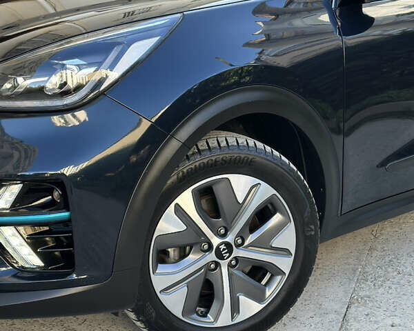 Киа Niro 2019 в Ивано-Франковске на Automoto.ua Синий Киа Niro, объемом двигателя 0 л и пробегом 155 тыс. км за 18650 $, фото 42 на Automoto.ua