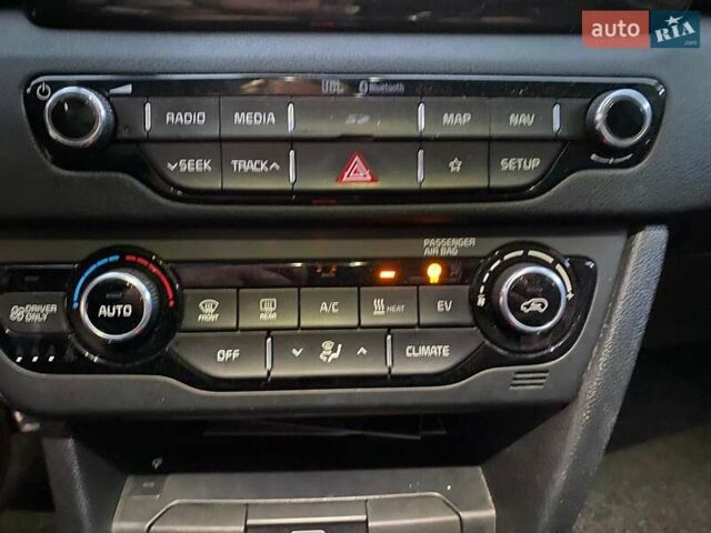 Синий Киа Niro, объемом двигателя 0 л и пробегом 78 тыс. км за 19890 $, фото 13 на Automoto.ua