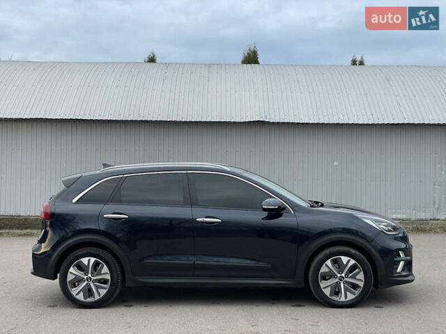Синій Кіа Niro, об'ємом двигуна 0 л та пробігом 130 тис. км за 18455 $, фото 13 на Automoto.ua