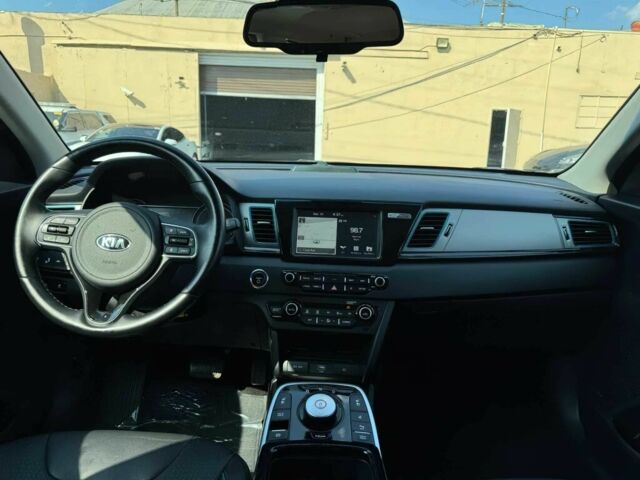 Синий Киа Niro, объемом двигателя 0 л и пробегом 40 тыс. км за 8800 $, фото 9 на Automoto.ua