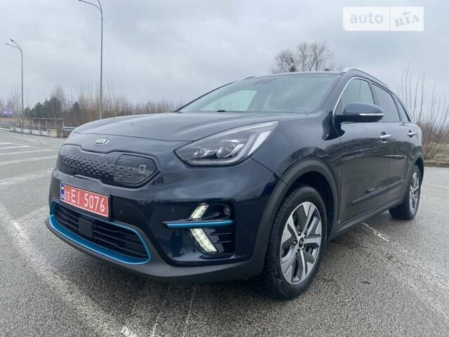 Синій Кіа Niro, об'ємом двигуна 0 л та пробігом 155 тис. км за 19999 $, фото 7 на Automoto.ua