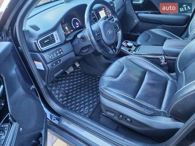 Синий Киа Niro, объемом двигателя 0 л и пробегом 119 тыс. км за 18300 $, фото 10 на Automoto.ua