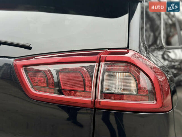 Синій Кіа Niro, об'ємом двигуна 0 л та пробігом 83 тис. км за 18700 $, фото 15 на Automoto.ua