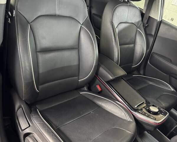 Синий Киа Niro, объемом двигателя 0 л и пробегом 74 тыс. км за 17799 $, фото 19 на Automoto.ua