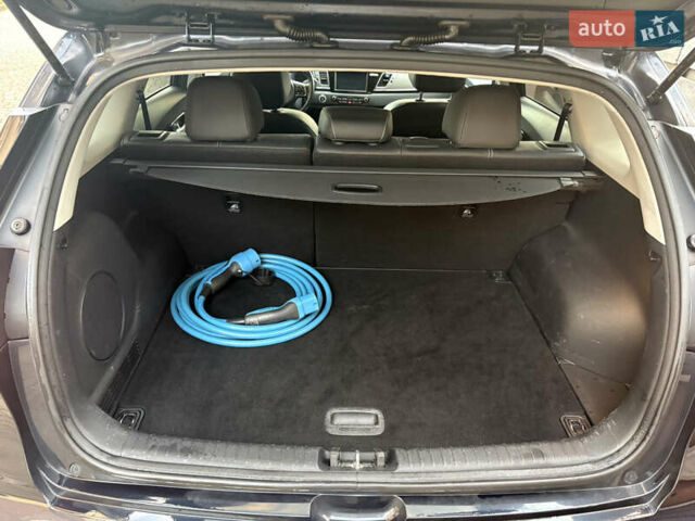 Киа Niro 2019 в Коломые на Automoto.ua Синий Киа Niro, объемом двигателя 0 л и пробегом 127 тыс. км за 16999 $, фото 25 на Automoto.ua