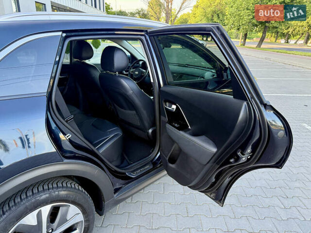 Синій Кіа Niro, об'ємом двигуна 0 л та пробігом 192 тис. км за 17386 $, фото 18 на Automoto.ua