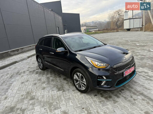 Синий Киа Niro, объемом двигателя 0 л и пробегом 168 тыс. км за 16800 $, фото 5 на Automoto.ua