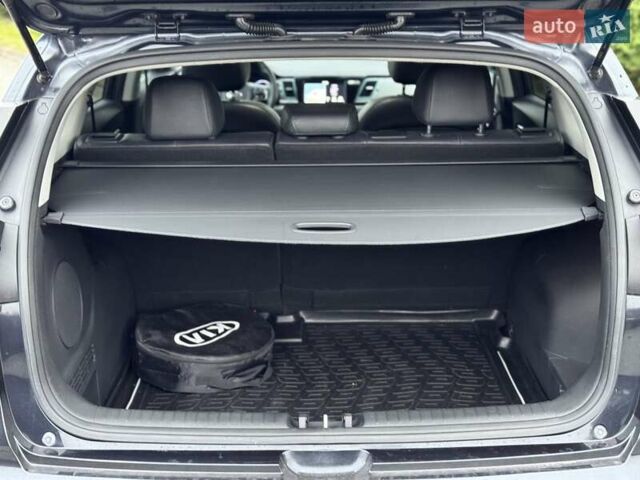Синий Киа Niro, объемом двигателя 0 л и пробегом 172 тыс. км за 17150 $, фото 35 на Automoto.ua
