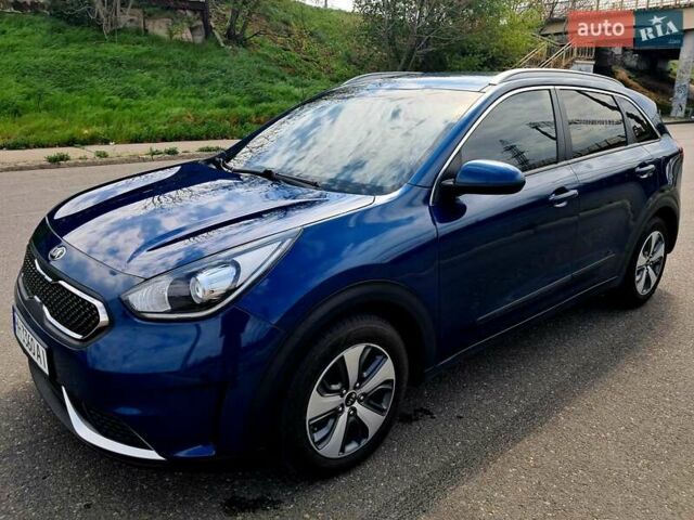 Синий Киа Niro, объемом двигателя 1.58 л и пробегом 371 тыс. км за 14000 $, фото 6 на Automoto.ua