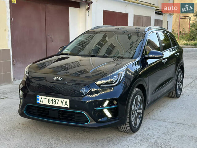 Синий Киа Niro, объемом двигателя 0 л и пробегом 155 тыс. км за 18650 $, фото 48 на Automoto.ua
