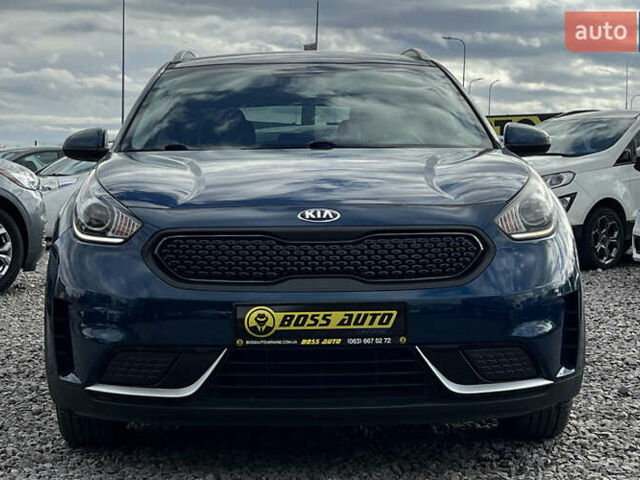 Синий Киа Niro, объемом двигателя 1.58 л и пробегом 91 тыс. км за 17650 $, фото 1 на Automoto.ua