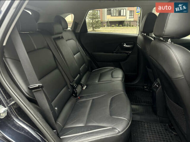 Синій Кіа Niro, об'ємом двигуна 0 л та пробігом 83 тис. км за 18700 $, фото 44 на Automoto.ua