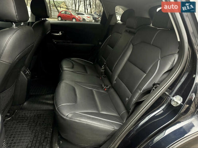 Синій Кіа Niro, об'ємом двигуна 0 л та пробігом 83 тис. км за 18700 $, фото 45 на Automoto.ua