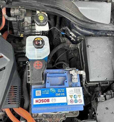 Киа Niro 2019 в Харькове на Automoto.ua Синий Киа Niro, объемом двигателя 0 л и пробегом 132 тыс. км за 18400 $, фото 30 на Automoto.ua