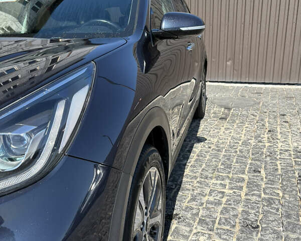 Синій Кіа Niro, об'ємом двигуна 0 л та пробігом 100 тис. км за 19300 $, фото 4 на Automoto.ua